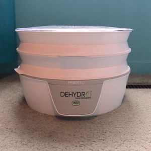 Presto Food Dehydrator